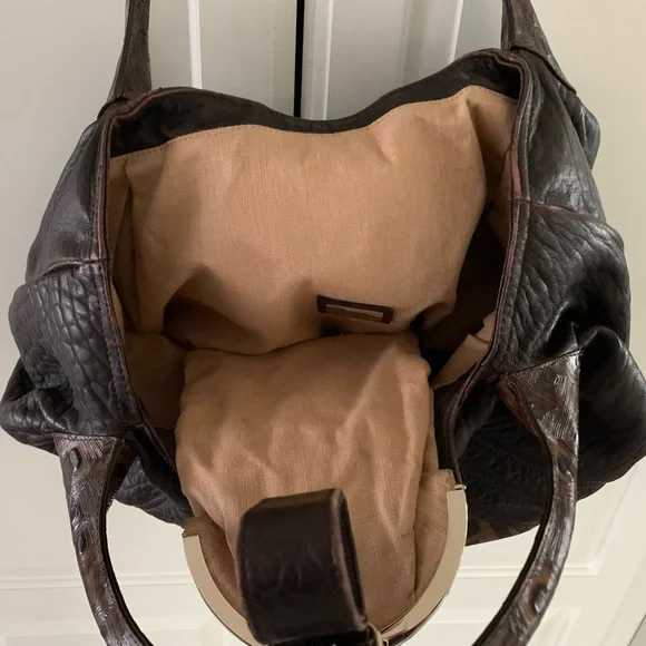 👛FENDI Spybag - Picture 4 of 9